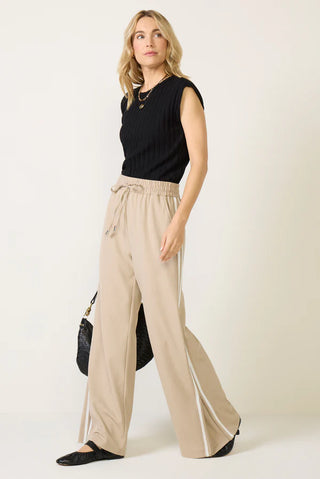 Jinny Power Shoulder Top