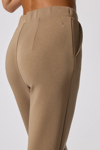 Dreamweave Sneaky Sweatpant