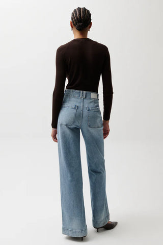 Lana Double Button High Rise Ultra Wide Leg Jean