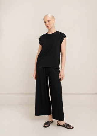 Tilda Sleeveless Shirt