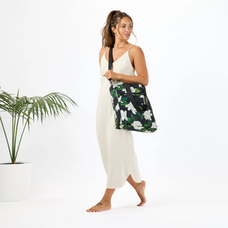 Keep It Light Daily Tote