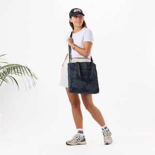 Keep It Light Daily Tote